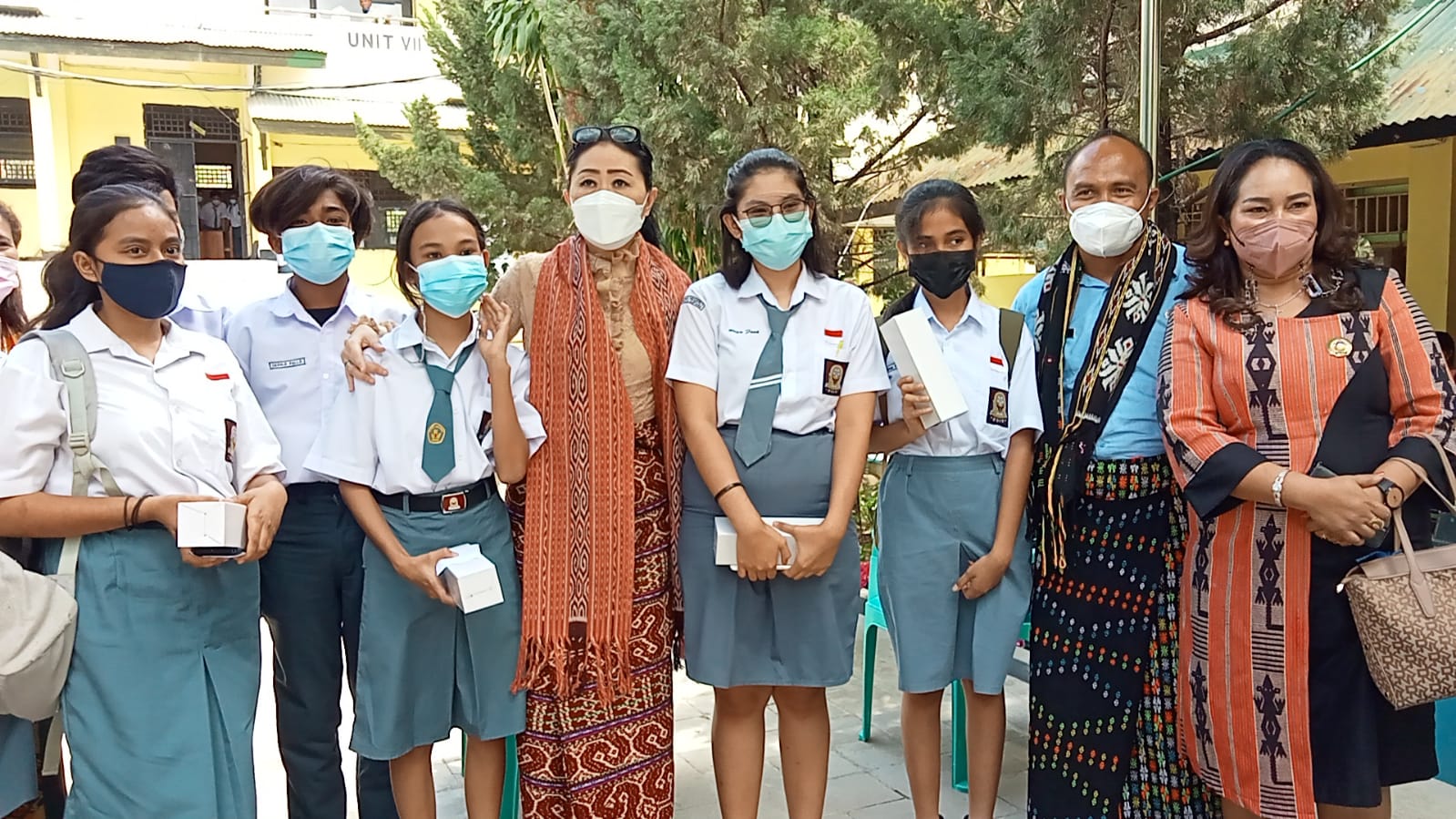 vaksinasi goes to school