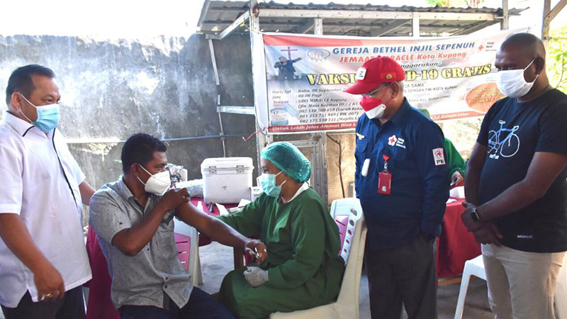 vaksinasi kota kupang